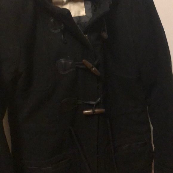 Extra warm coat help you get through the winter - Picture 2 of 7